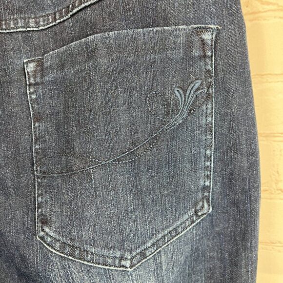 SOFT SURROUNDINGS blue embroidered straight classic jeans no size tag - Picture 5 of 6